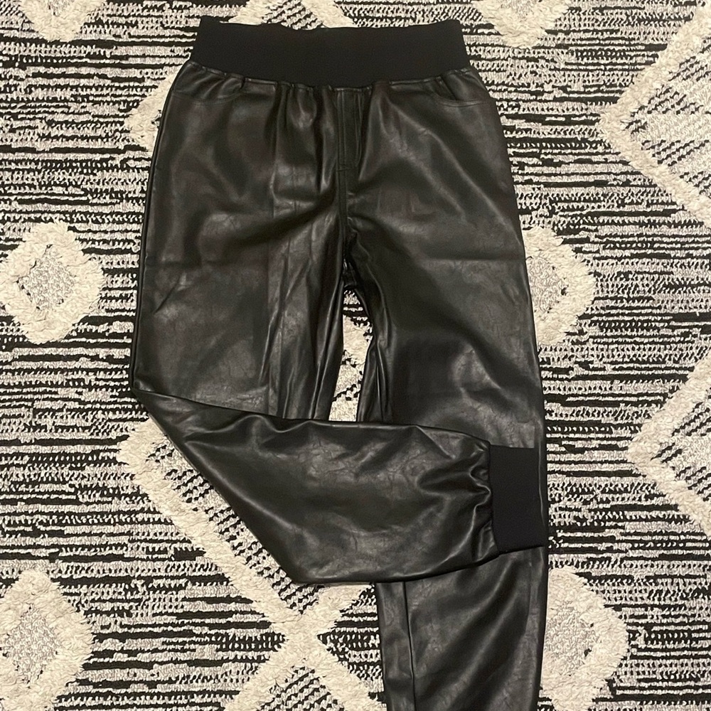 Kendall and Kylie leather pants, M